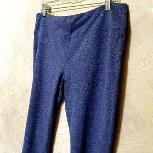 SOLD - Marika Womens Capri Athleisure Leggings XL